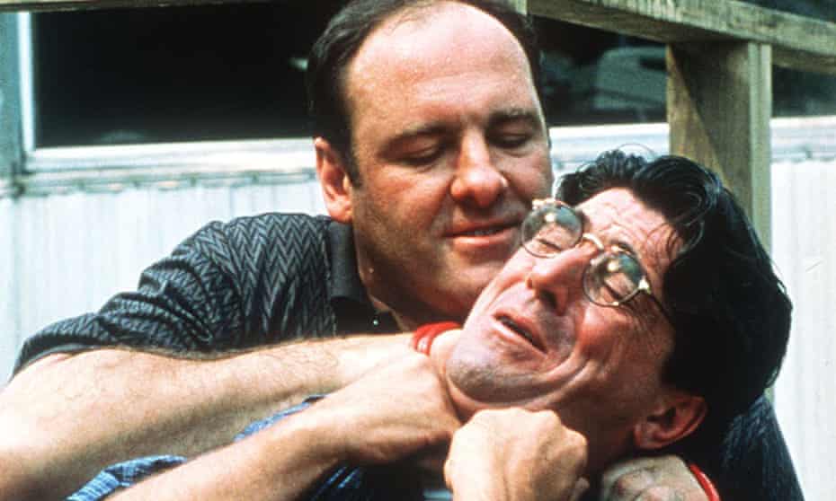Tony Soprano (James Gandolfini) kills Febby Petrulio (Tony Ray Rossi) in ‘College’.
