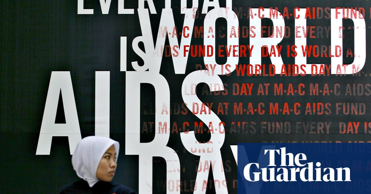 World Aids Day 25 Years Of Campaigning In Pictures Global Development The Guardian