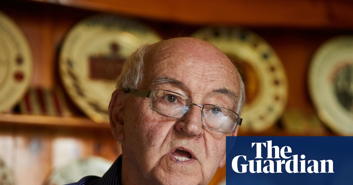 Harry Barnes obituary