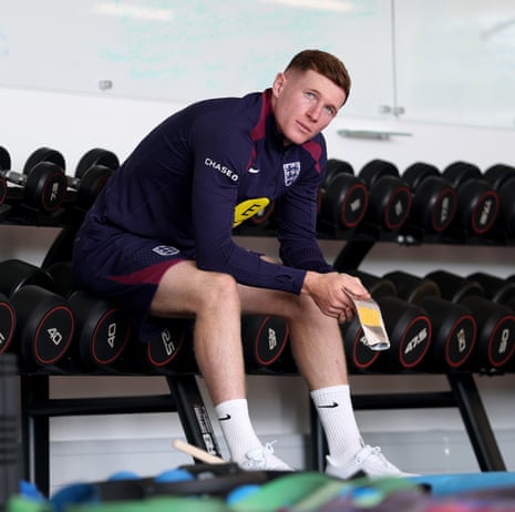Elliot anderson will make his England debut this evening.
