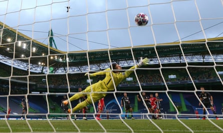 Serge Gnabry gives Bayern Munich the lead.