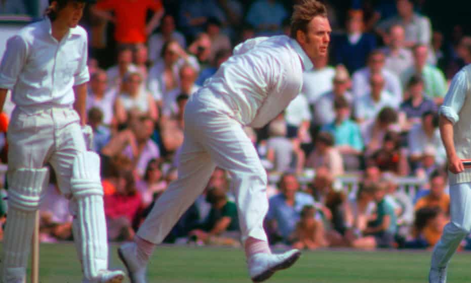 Ken Higgs bowling for Leicestershire during the Gillette Cup match against Worcestershire in August 1973. 