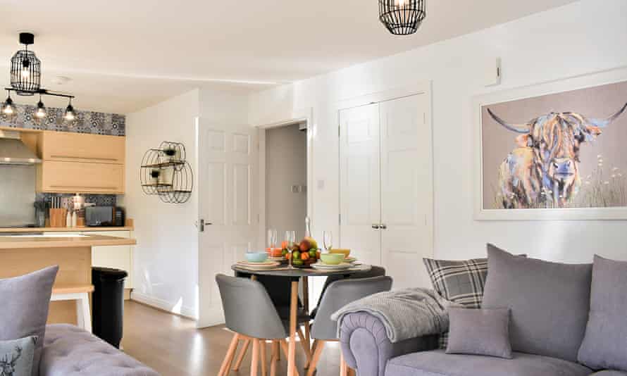 Caledonia Escapes, Invergarry, Highlands