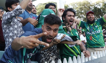 Pakistan fans watched South Africa lose before their team booked an unexpected semi-final place by edging past Bangladesh in Adelaide.