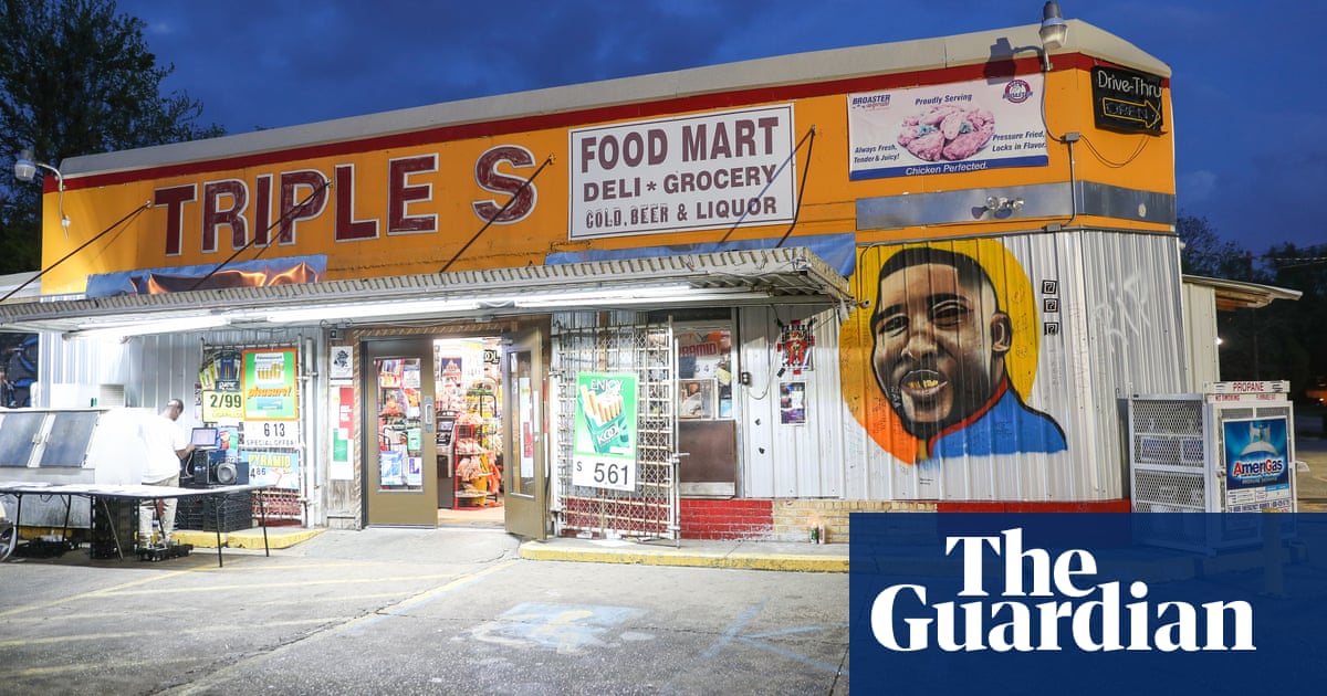 Louisiana store worker charged in water dousing attack during US cold snap