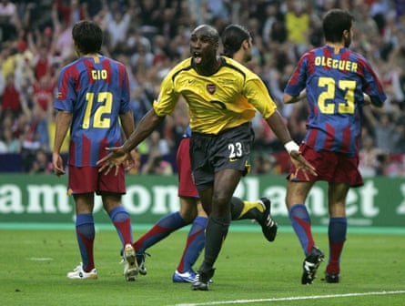 Sol Campbell celebrates after scoring against Barcelona in the 2006 Champions League final in Paris