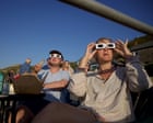"Eine magische Unheimlichkeit": Cornwall kommt für einen gemeinsamen Moment während der Sonnenfinsternis zusammen