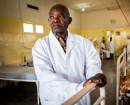Dr Victor Kanden in the sleeping sickness ward at Bandundu general hospital.