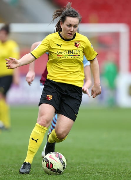 Emily Heaslip playing for Watford in WSL2 in 2015.
