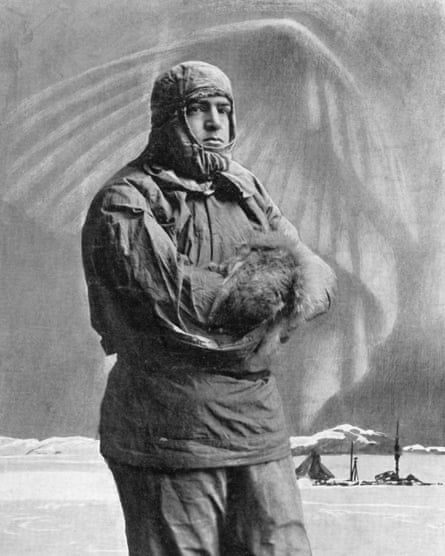 Black and white portrait of a man in old-fashioned polar exploration clothes in an Arctic landscape