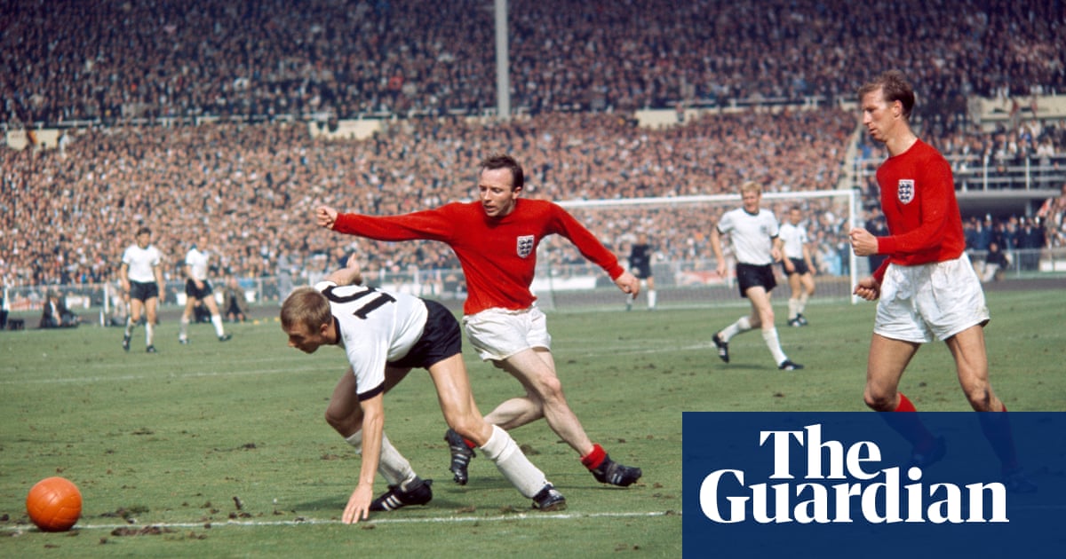 Families of Jack Charlton and Nobby Stiles back new concussion campaign