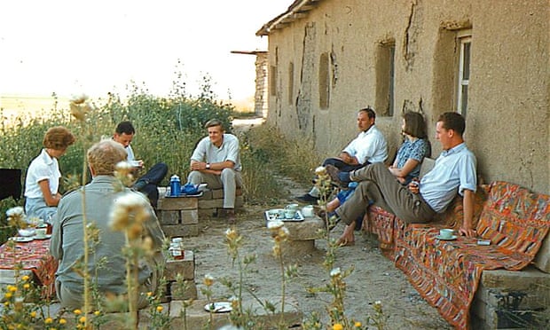 The British School’s excavation team relax outside the dig house at Nimrud, 1963