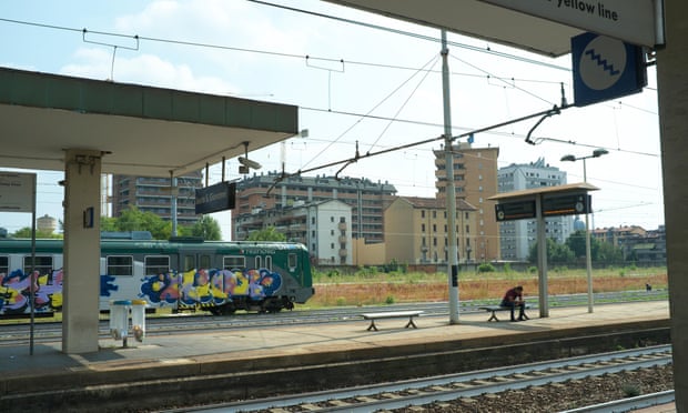 Sesto San Giovanni tren istasyonu.