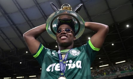 Endrick celebrates with the trophy after winning the Brazilian championship with Palmeiras in Belo Horizonte