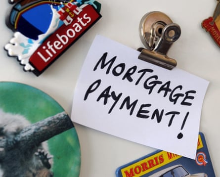 Fridge magnets with a mortgage payment reminder