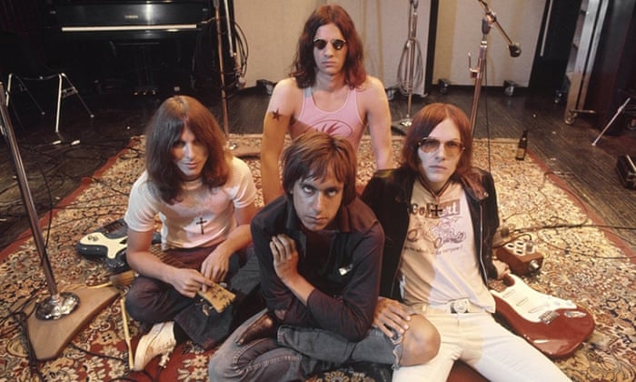 does iggy pop smoke cigarettes Rock star smokes cigarette onstage in 1973 Exploring Berlin: A Trip with