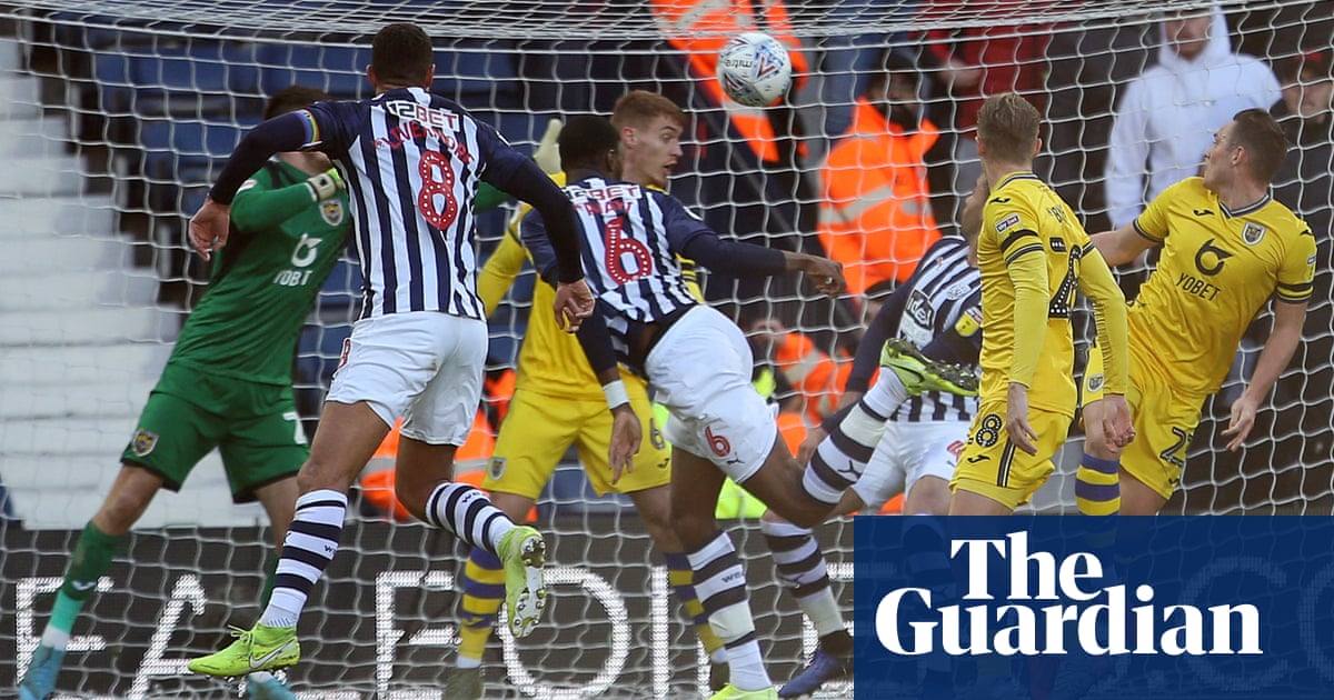 West Brom smash five past Swansea to go back to top of Championship