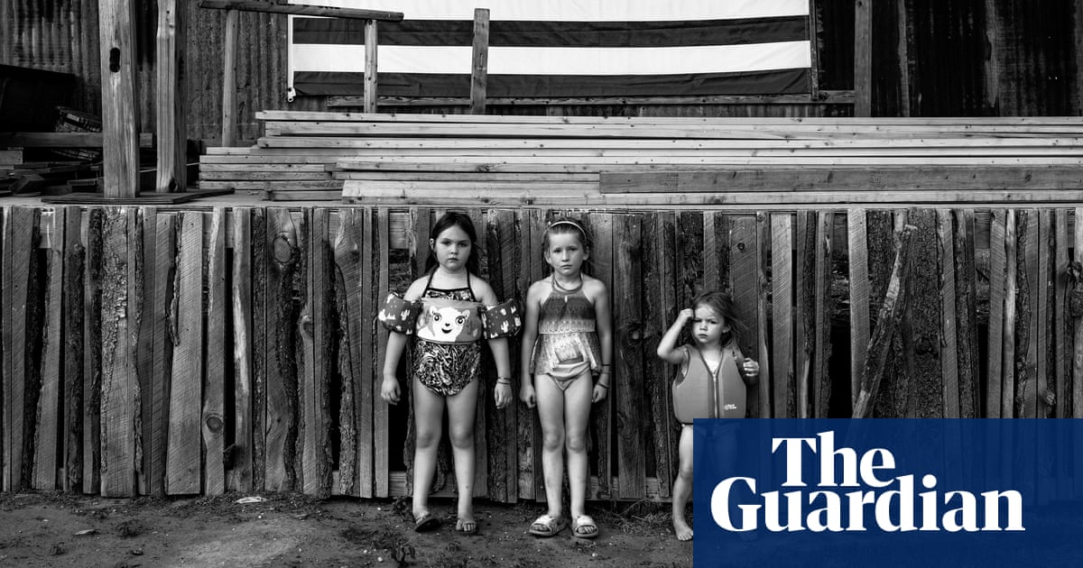 Discover the Hidden Spirit of America: A Visual Journey Through the Heartland