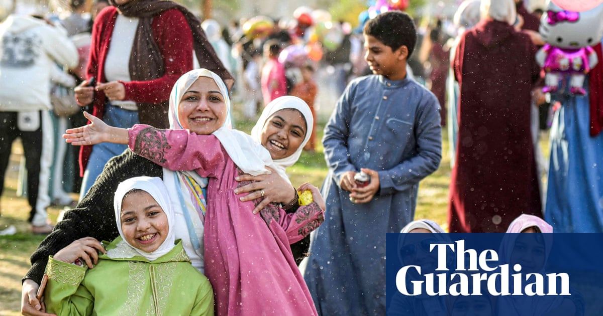 Eid al-Fitr celebrations herald the end of Ramadan– in pictures