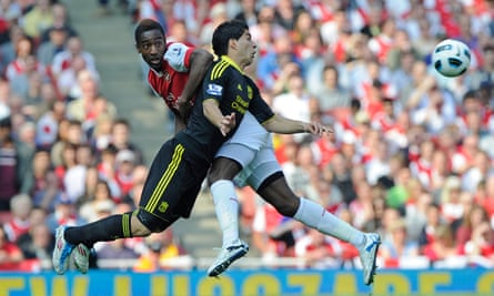 Djourou challenges Liverpool’s Luis Suárez in a Premier League 1-1 draw at the Emirates in 2011.