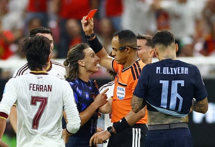 Agustín Canobbio is shown a red card
