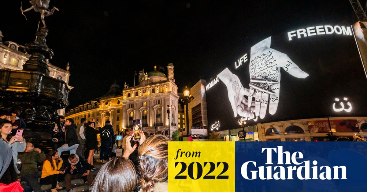 Iranian artists call for boycott of cultural institutions with links to ...