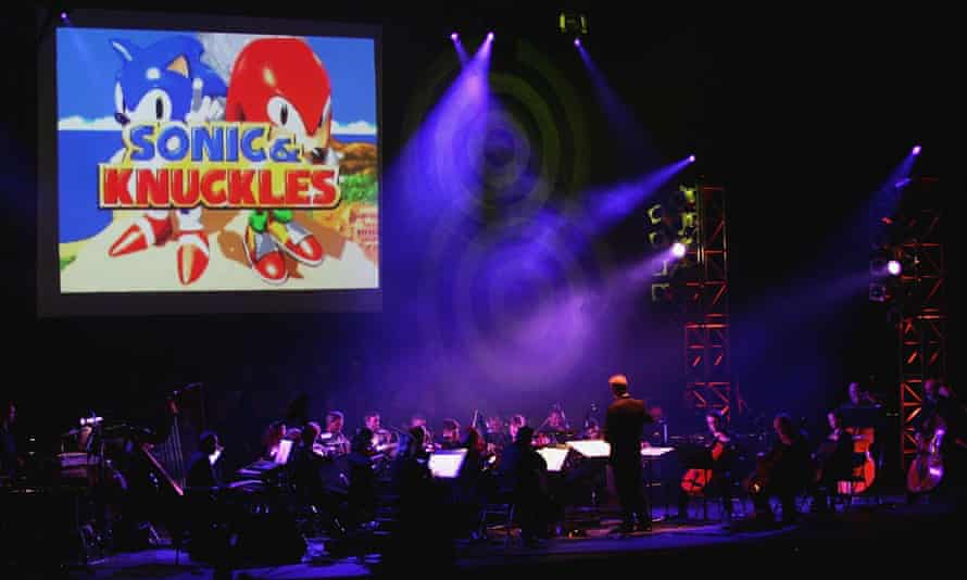 Live video games at Hammersmith Apollo, London, in 2006.