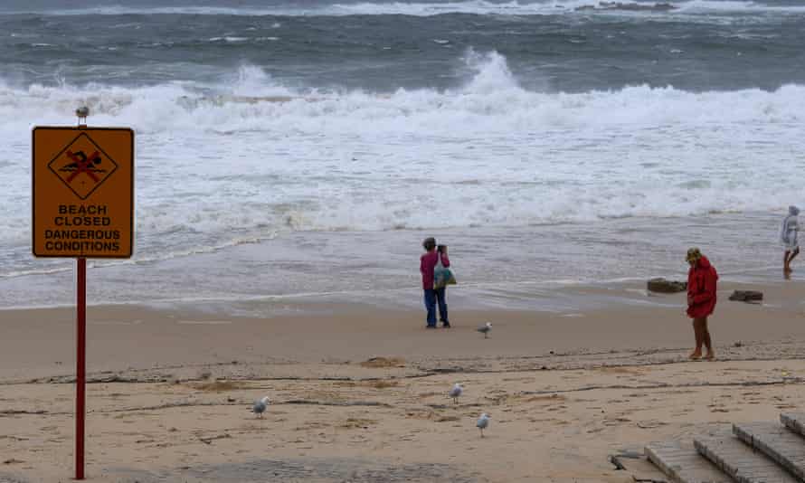 Beach closed: dangerous conditions.