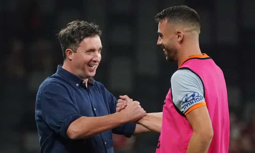 Robbie Fowler with his match-winner Bradden Inman after a Brisbane Roar game in January 2020.