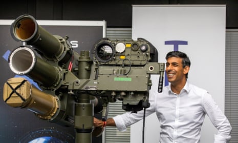 Rishi Sunak at Thales Defence System plant in Belfast, 17 August 2022.