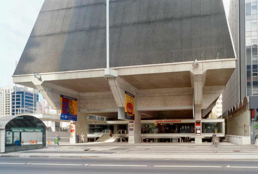 São Paulo’s FIESP cultural centre, 1997.