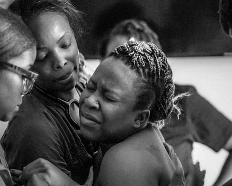 With Woman: a home-birth midwife in Illinois, guides a first-time mother through her delivery