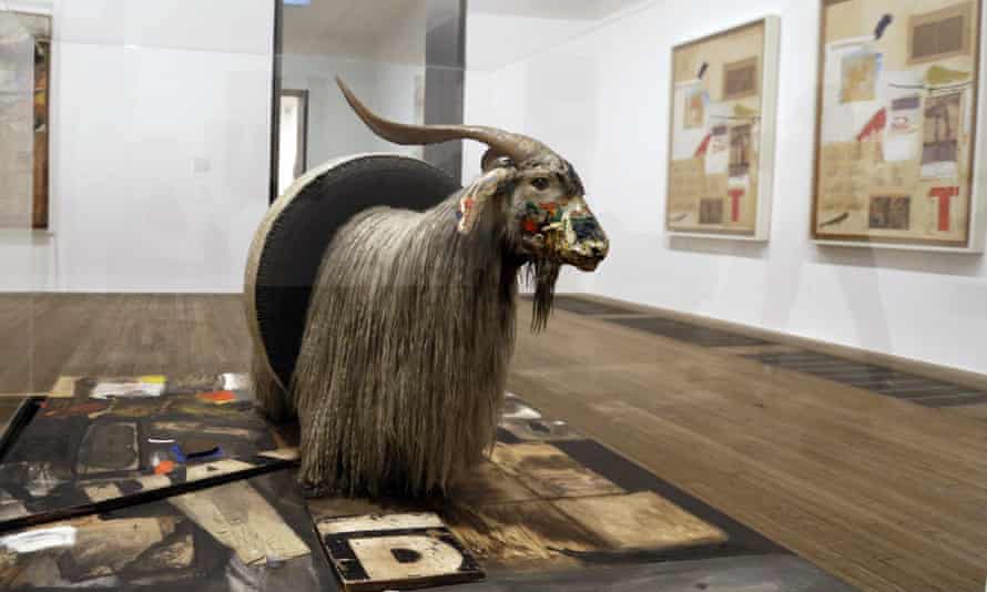 Rauschenberg’s Monogram displayed at Tate Modern in 2016.