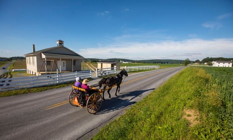 Amish buggy, town of Intercourse, Lancaster County, Pennsylvania, US.