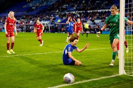 Chelsea's Maika Hamano misses an opportunity on goal during the Barclays Women's Super League match against Liverpool.