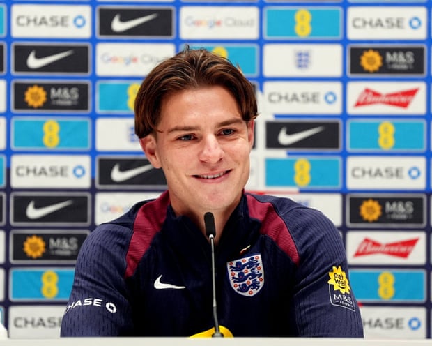 Alex Scott, ‘sin miedo’, está decidido a jugársela con la Inglaterra de Tuchel. Alex Scott, ‘sin miedo’, está decidido a jugársela con la Inglaterra de Tuchel.