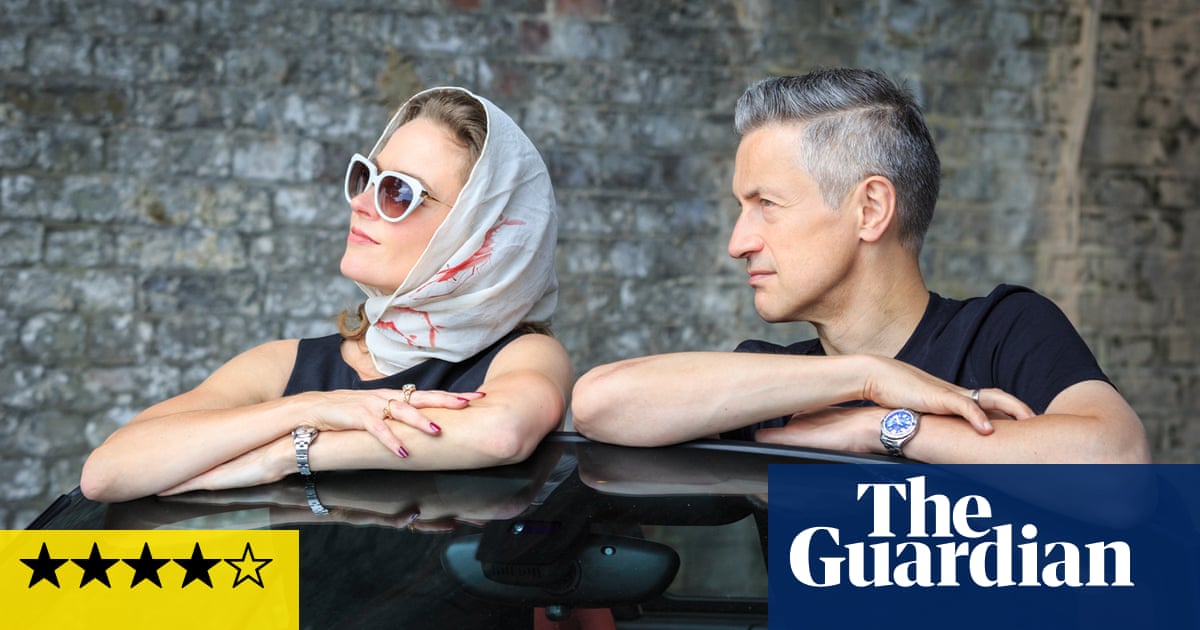 Judith and Dave OHiggins: His ’n’ Hers review – duelling saxes