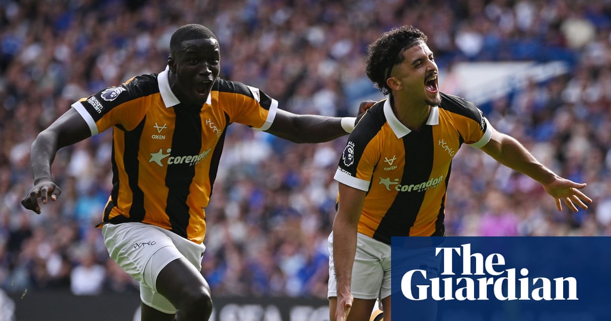 Hull stun Chelsea with Mohamed Belloumi double before João Pedro rescues a point