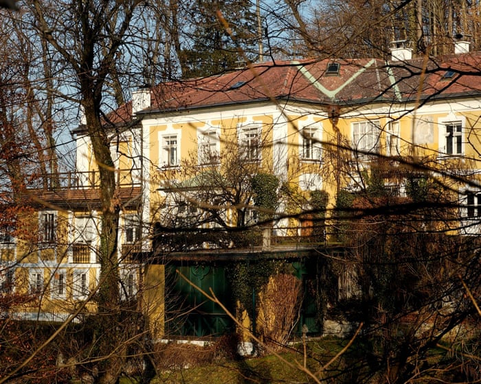 Austrian campaign aims to save writer Stefan Zweig’s Salzburg villa after Porsche tunnel row