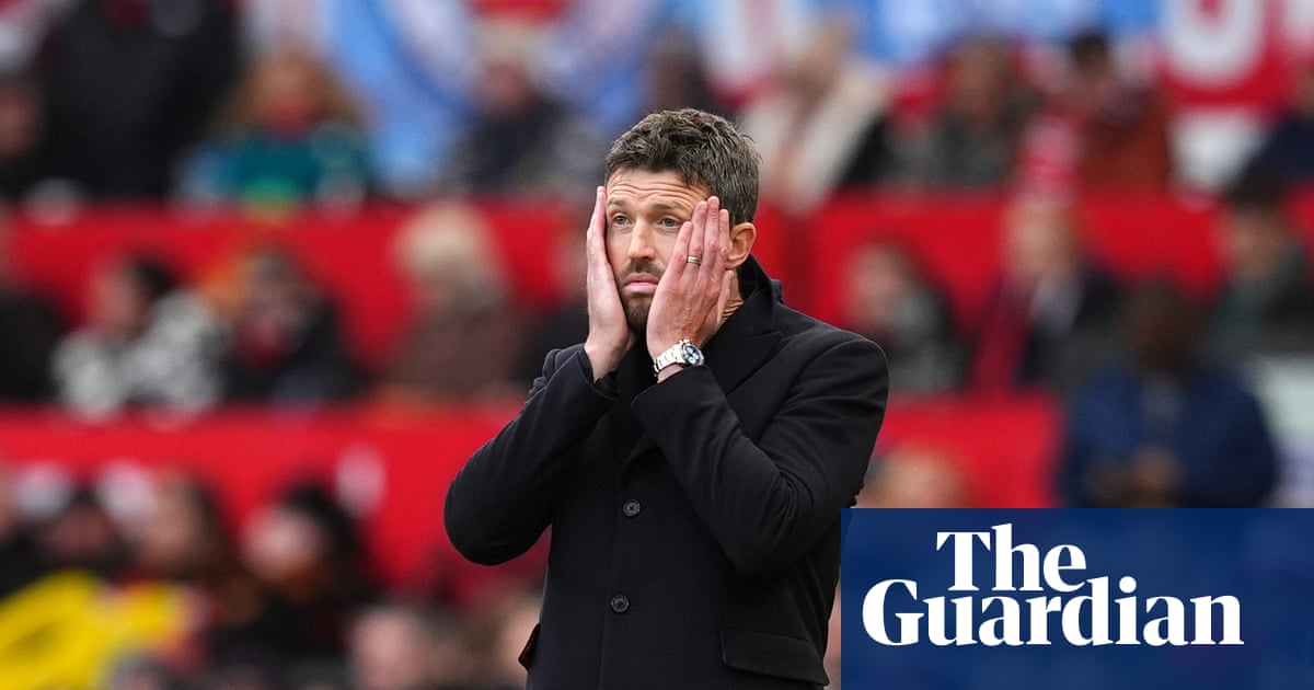 Carrick on the brink, Jackson ends City’s run, and Spurs singe the Blues | Football Weekly – video