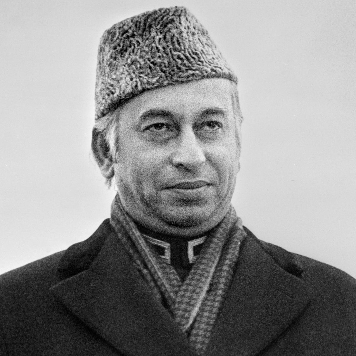 Pakistanın “lənətlənmiş” baş nazir postu – Bu vəzifəni daşıyanlar niyə öldürülür, həbs edilir və...? 5 Pakistan's Zulfikar Ali Bhutto executed - archive | Pakistan | The Guardian