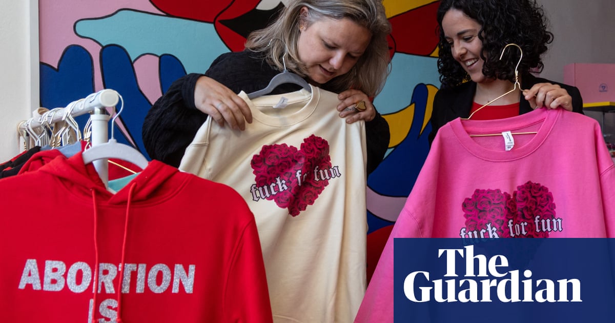 Polish election: Tusk party urged to show it is not deceiving women' on abortion