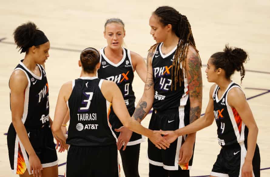 WNBA playoffs: Can anyone derail the Connecticut Sun or Las Vegas Aces? | WNBA 1 Skylar Diggins-Smith, Brittney Griner and Diana Taurasi