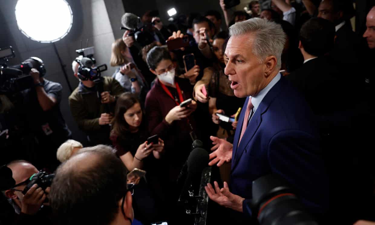 House adjourns after Kevin McCarthy falls short in three rounds of voting for speaker (theguardian.com)