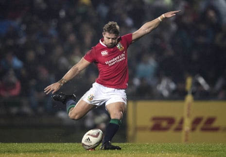 Three more points for Leigh Halfpenny.