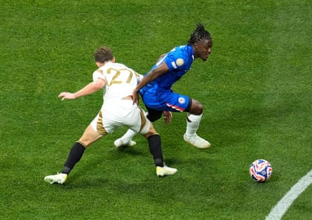 Roméo Lavia (right) against Los Angeles FC