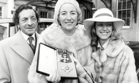 Vera Lynn with her husband, Harry Lewis, and daughter, now Virginia Lewis-Jones, after being made a dame in 1975.