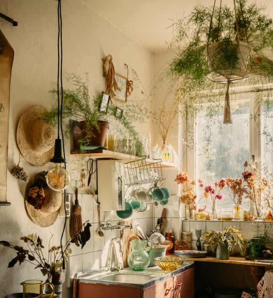 Dried plants and flowers find their way on to every surface in Maggie Coker’s kitchen.