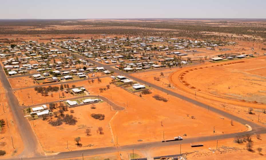 Lack of housing forced 30-year-old mayor Stuart McKenzie to move into a retirement village when he arrived in the south-western Queensland town of Quilpie. 