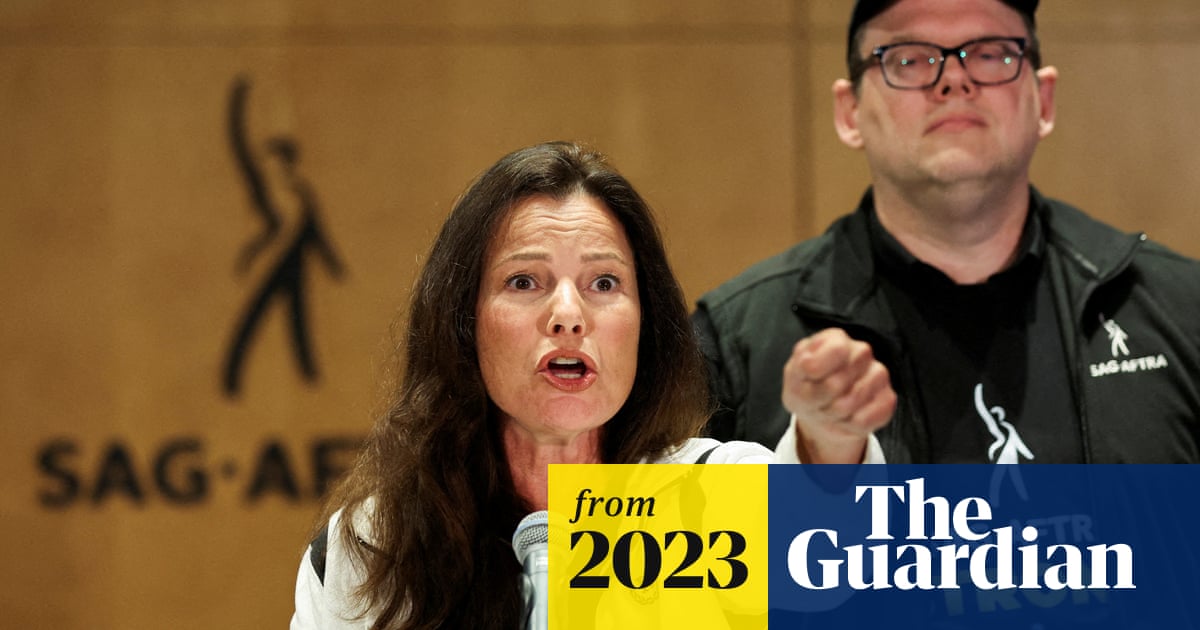 Fran Dreschers flammende Rede gegen Hollywood-Studios geht viral ...